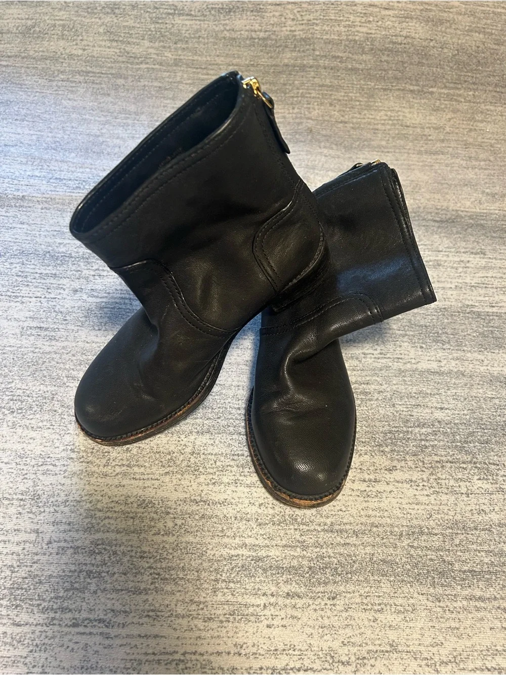 Tory Burch smooth black